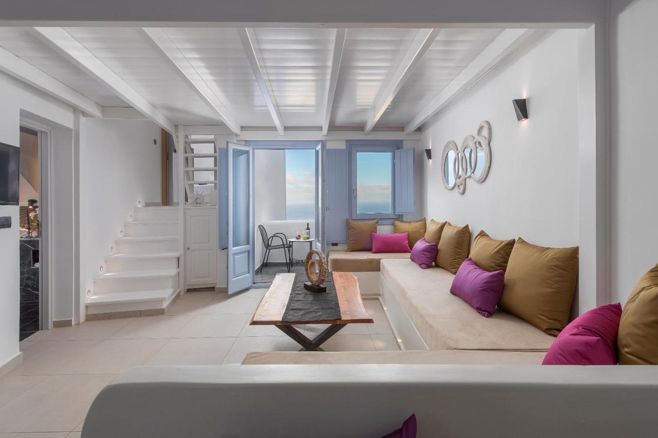 Sole D'Oro Luxury Suites Oía Dış mekan fotoğraf