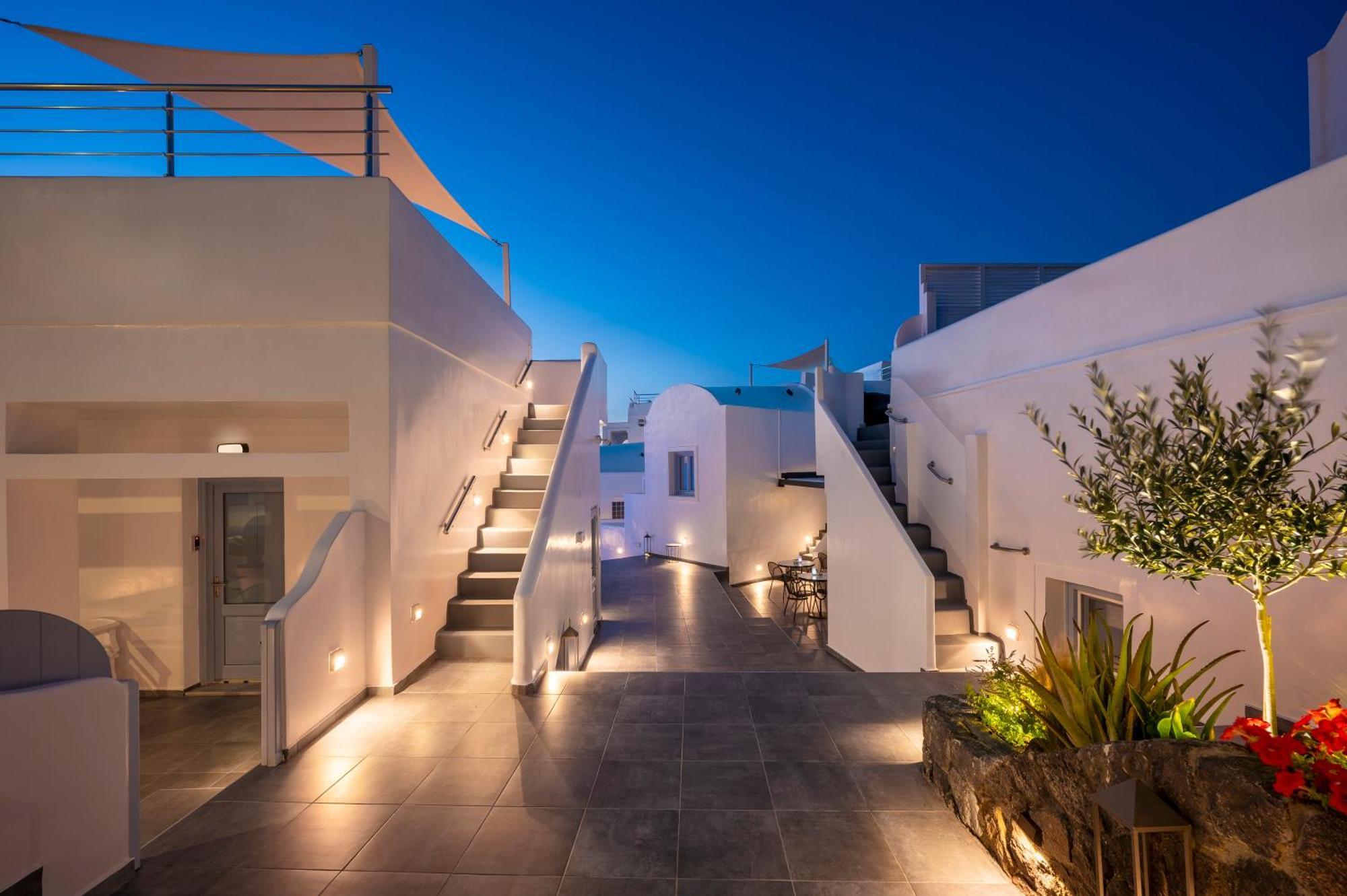 Sole D'Oro Luxury Suites Oía Dış mekan fotoğraf